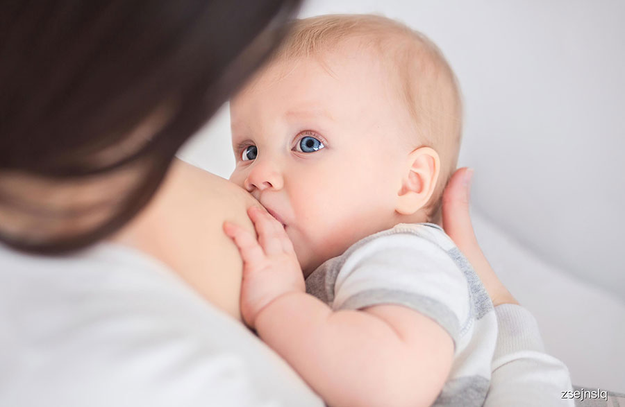 怎么防止新生儿吐奶