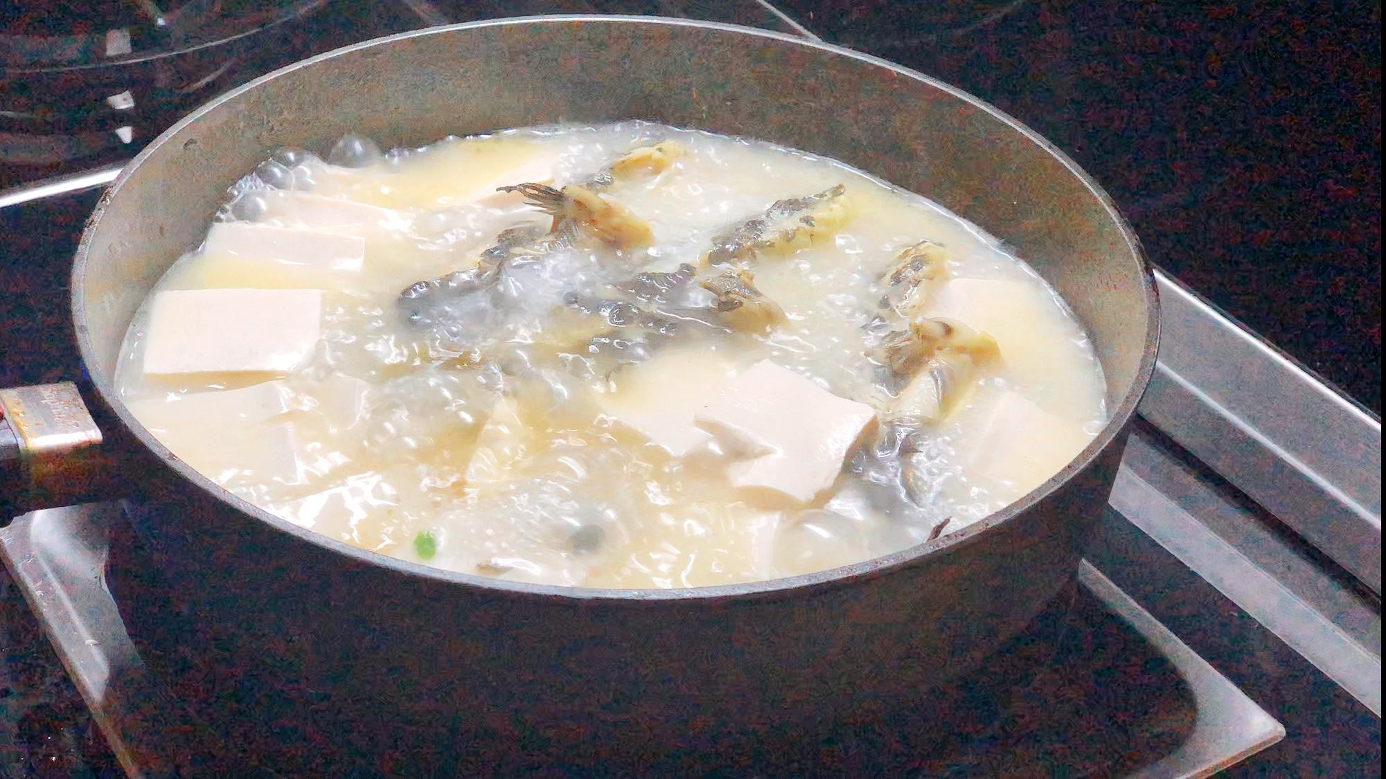 昂刺鱼汤的做法